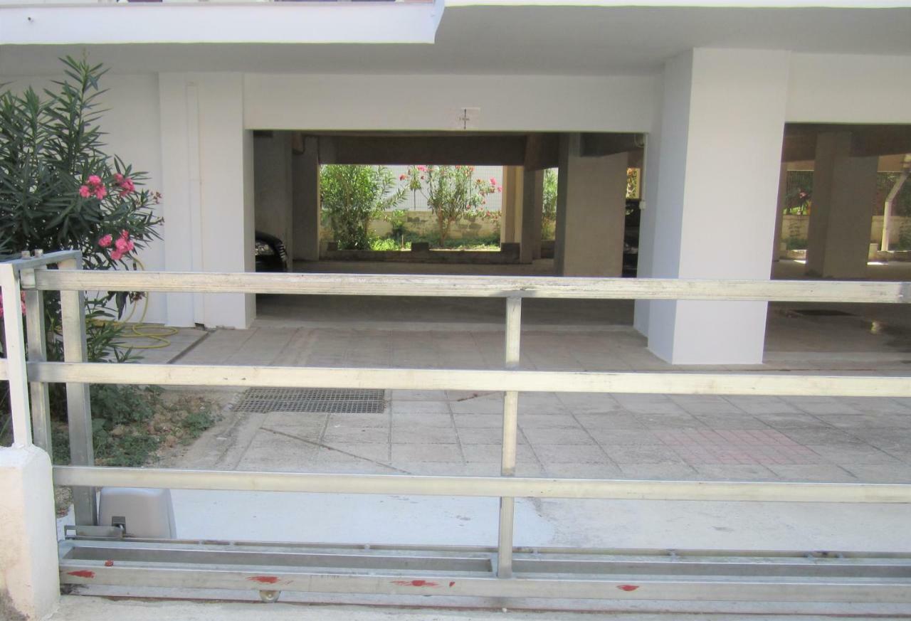 Mondo Cosseri Akrata Apartment Exterior photo